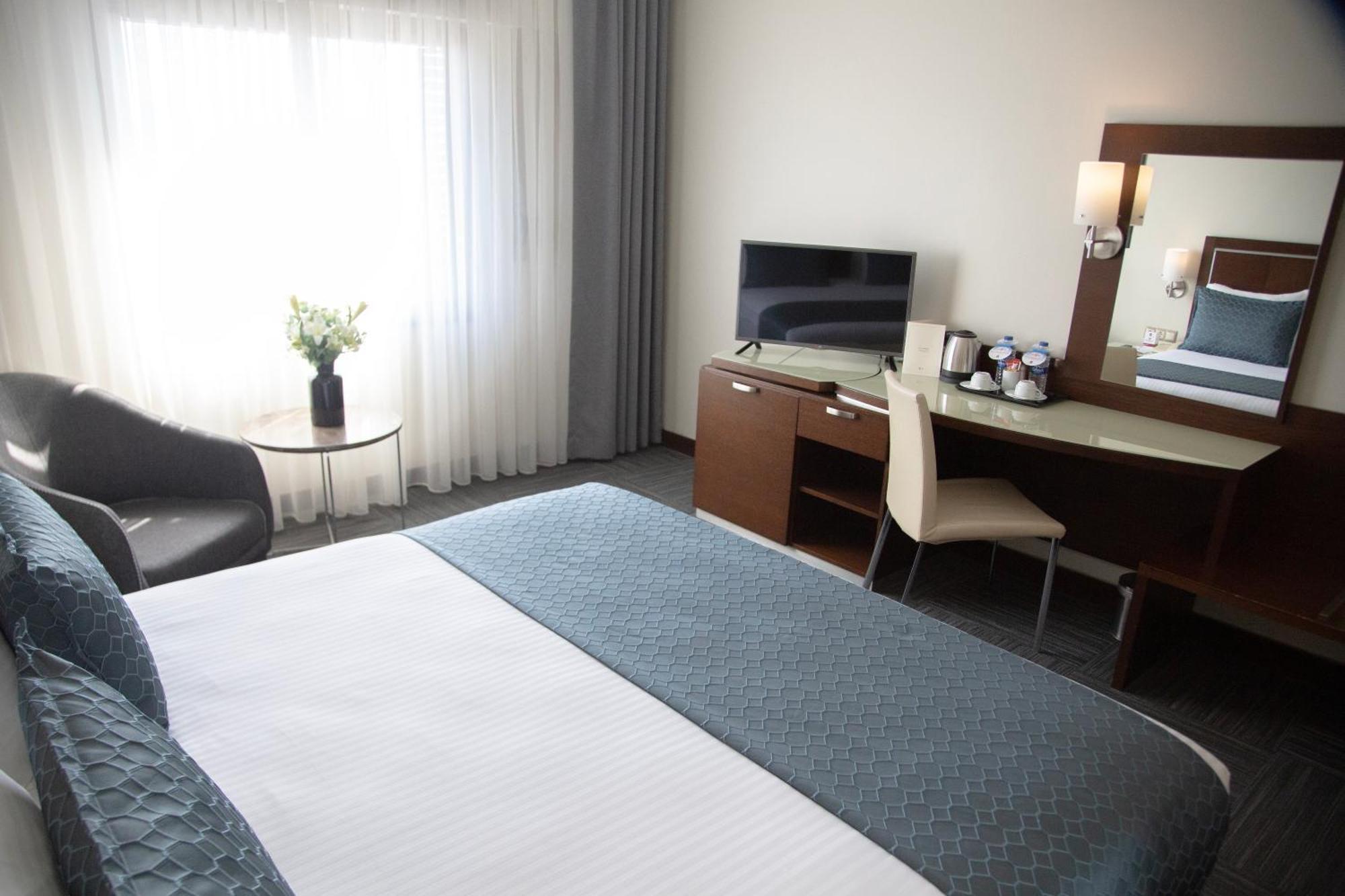 คายา เพรสทีจ Hotel อิซมีร์ ภายนอก รูปภาพ