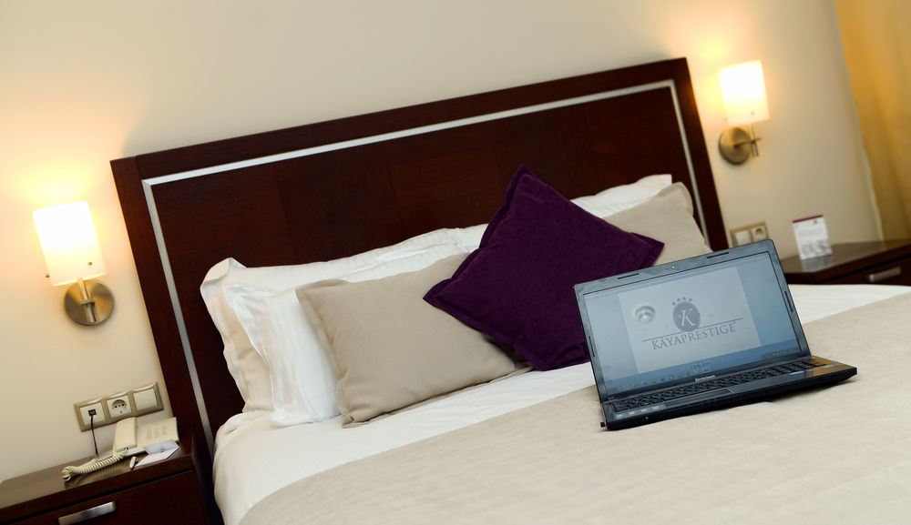 คายา เพรสทีจ Hotel อิซมีร์ ภายนอก รูปภาพ